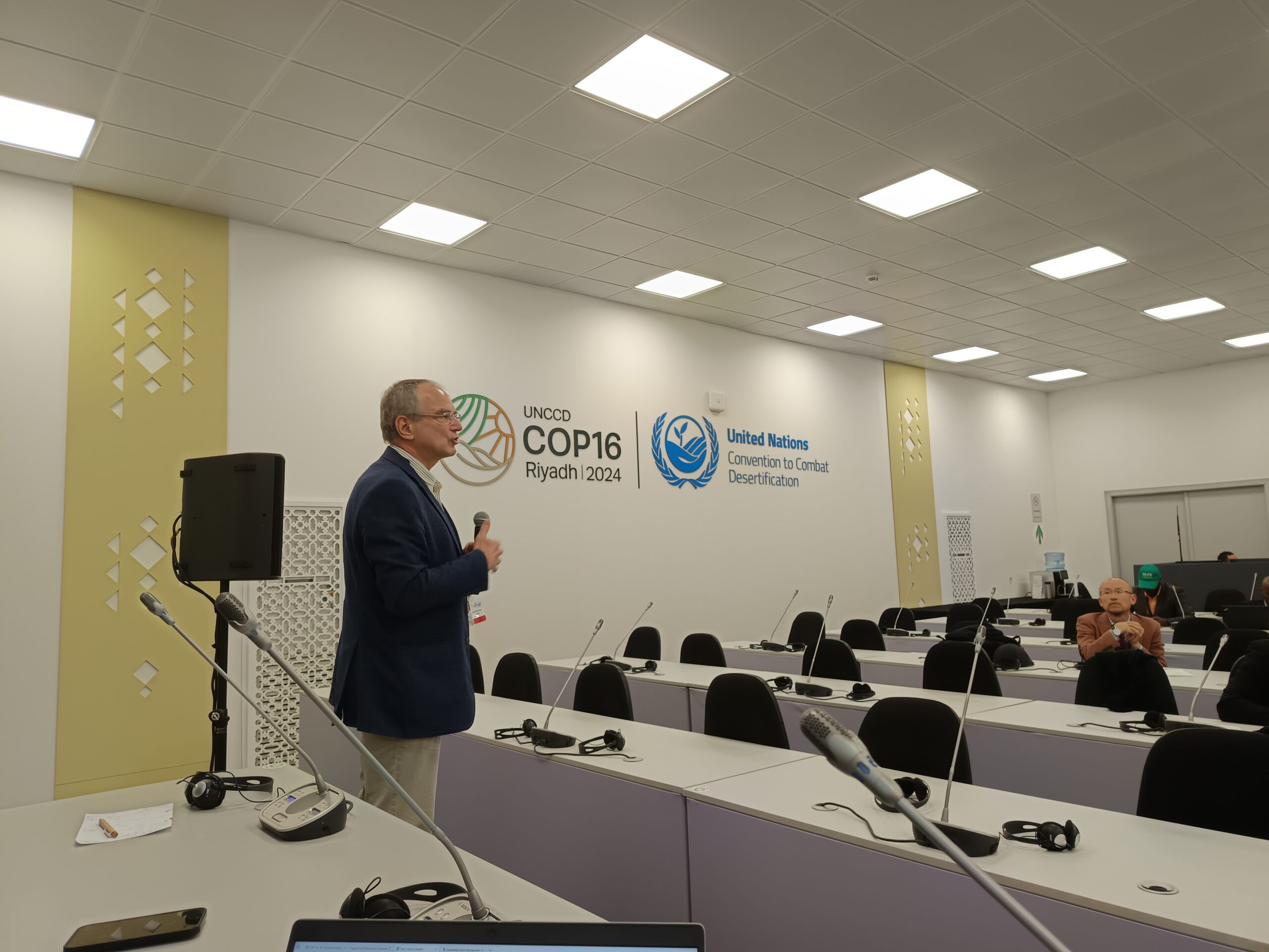 Michael Bruntrüp is giving a presentation